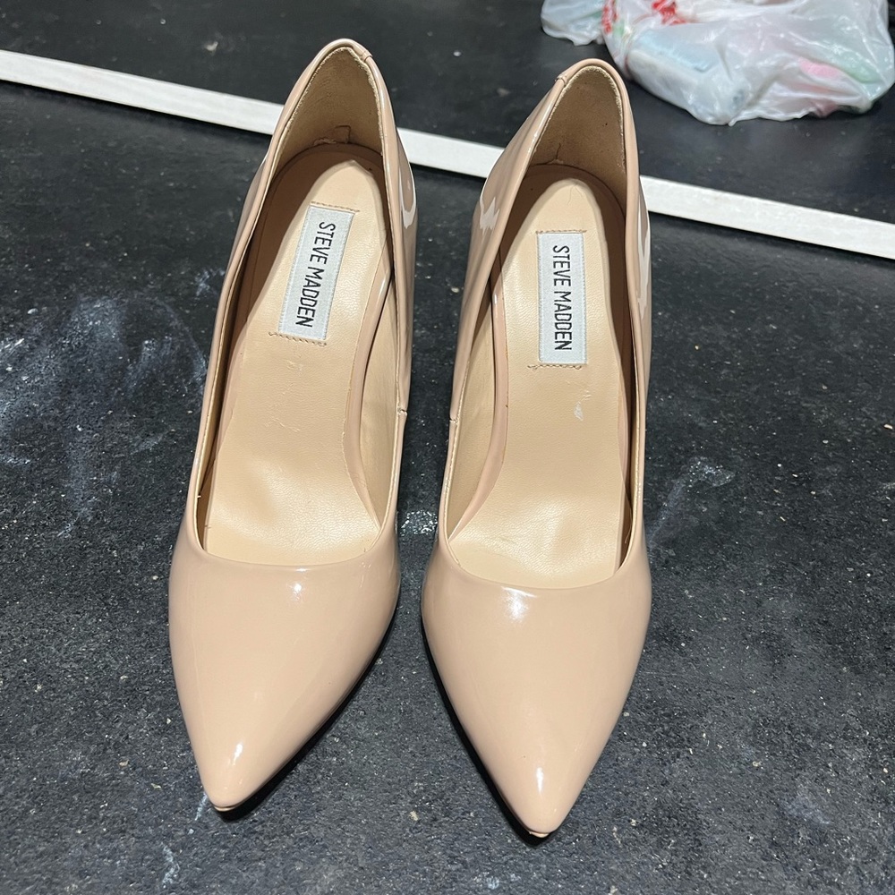 Steve Madden Pointed Toe Heels